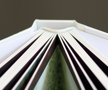 Эксклюзив с кожаной обложкой